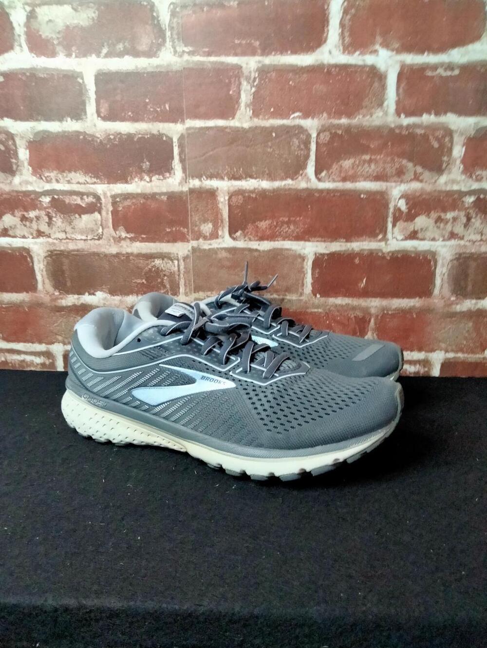 Brooks Ghost 12 Shoes Womens Size 11 Grey Silver Athletic Running Sneakers